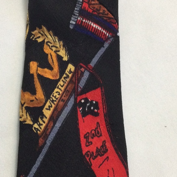 Nichole Miller silk necktie. 1992 trophies. - Picture 7 of 7